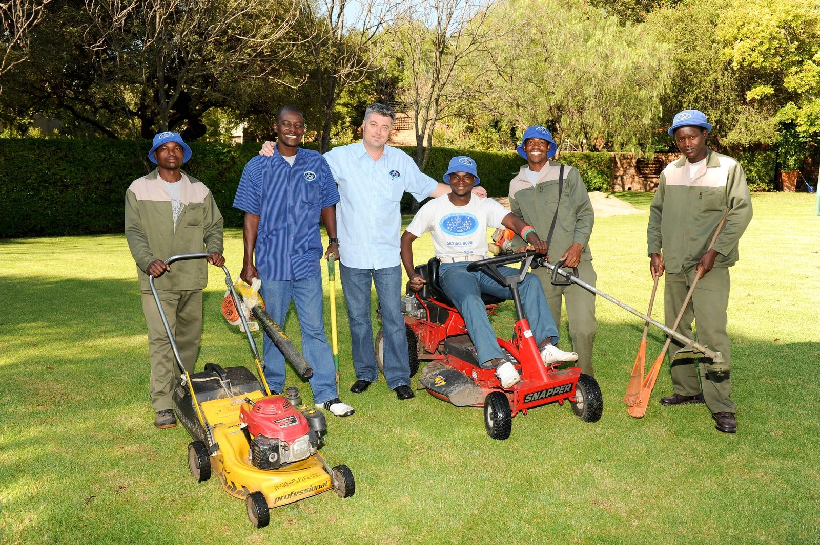 Professional garden maintenance Plettenberg Bay